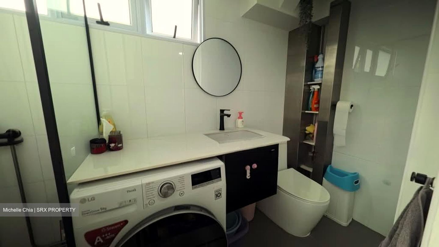 Blk 212 Serangoon Avenue 4 (Serangoon), HDB 5 Rooms #587700191